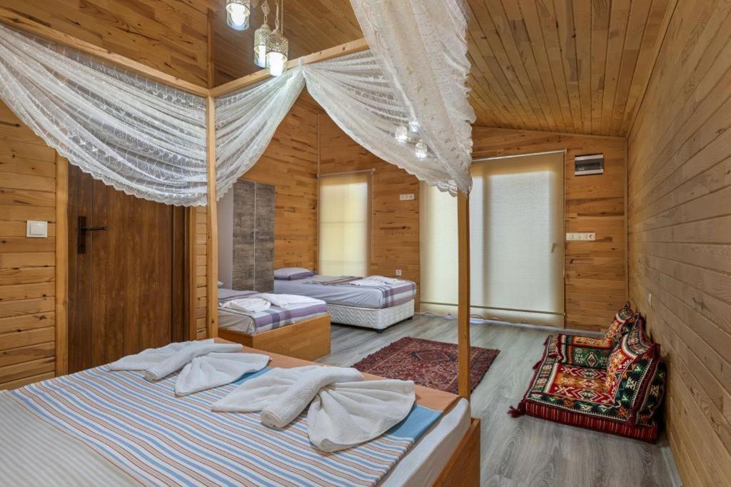 Apartamento Flora Pansiyon Cirali Kemer Exterior foto