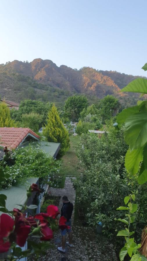 Apartamento Flora Pansiyon Cirali Kemer Exterior foto