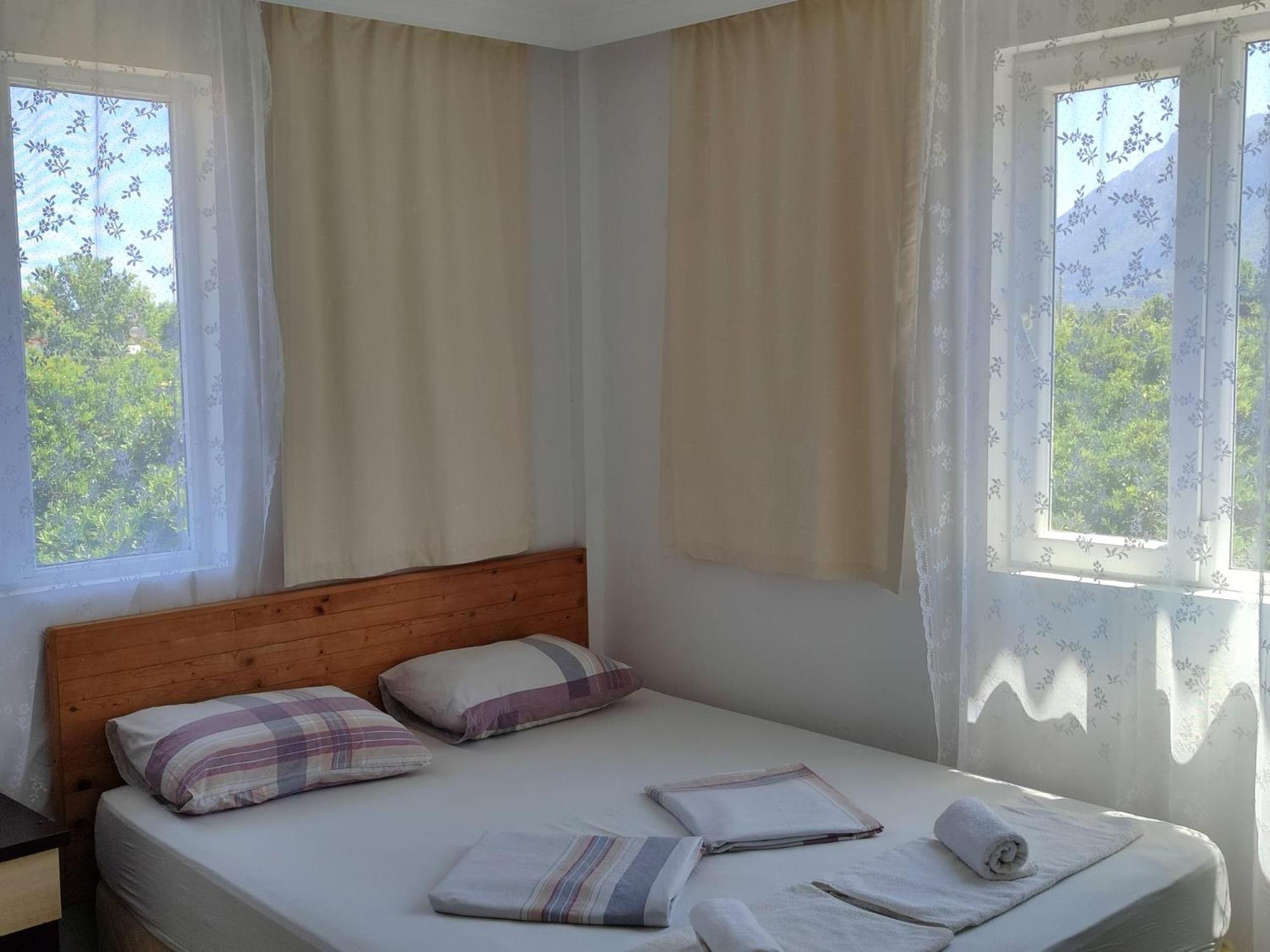 Apartamento Flora Pansiyon Cirali Kemer Exterior foto